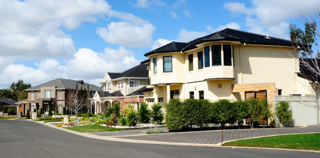 Mortgage rates drop ahead of RBA move