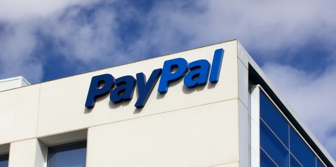 PayPal launches credit card